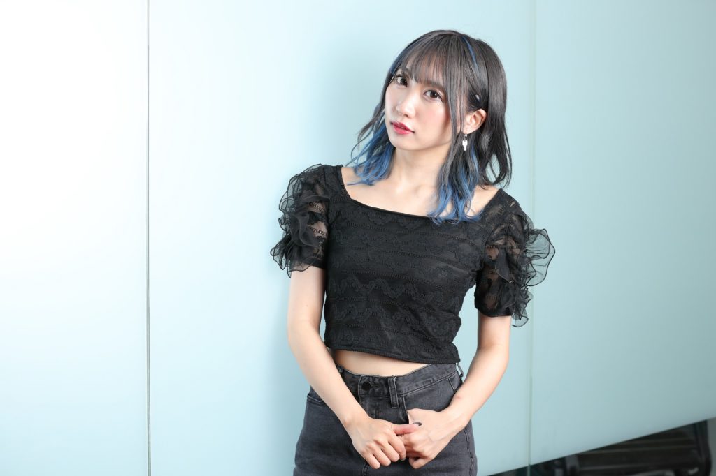 シイナナルミ