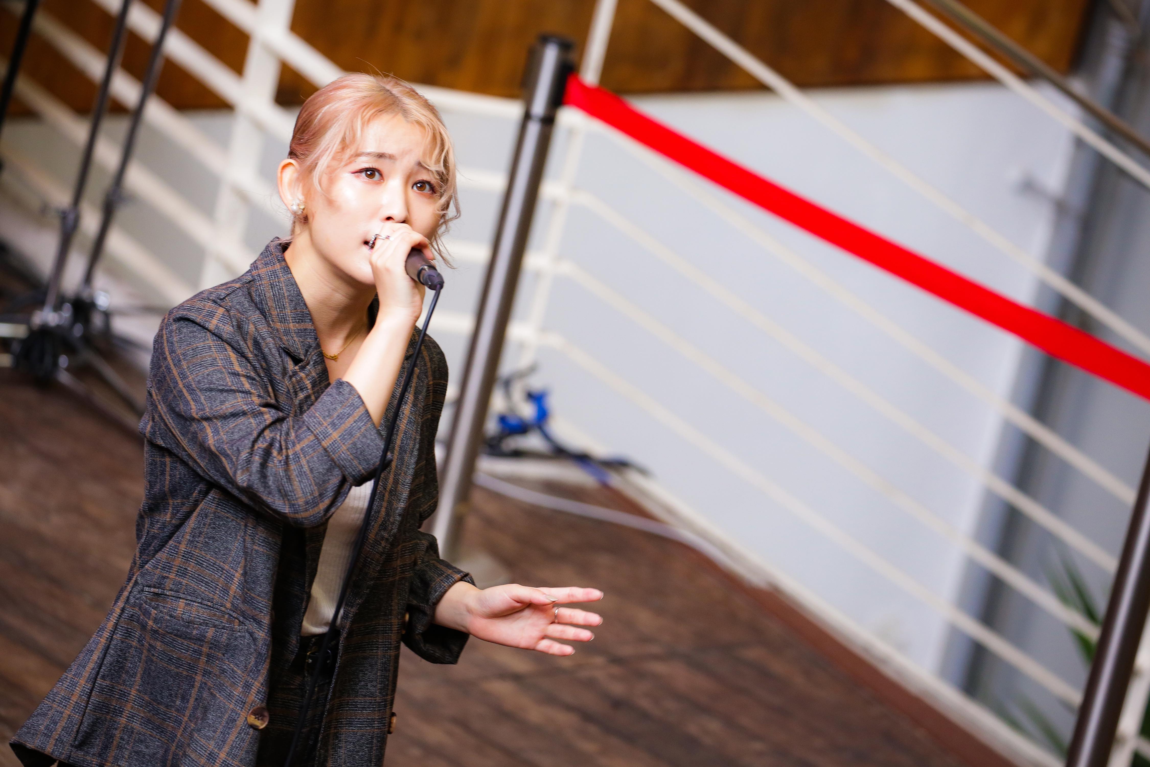 相谷レイナ「OPENING FLASH！」