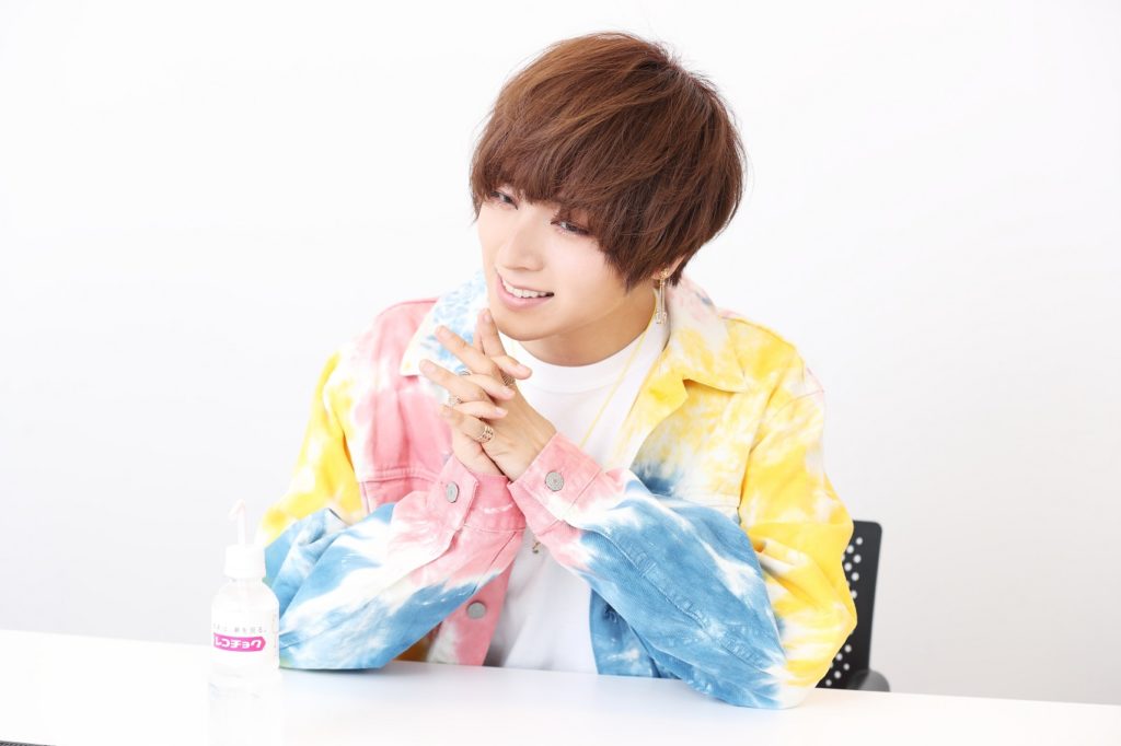 蒼井翔太