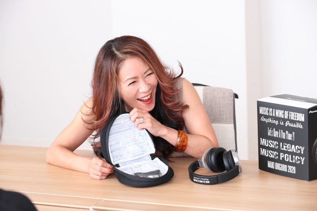 大黒摩季 Wizyでonkyoとコラボしたヘッドホンを販売 ありのままをキャッチしてください レコログ