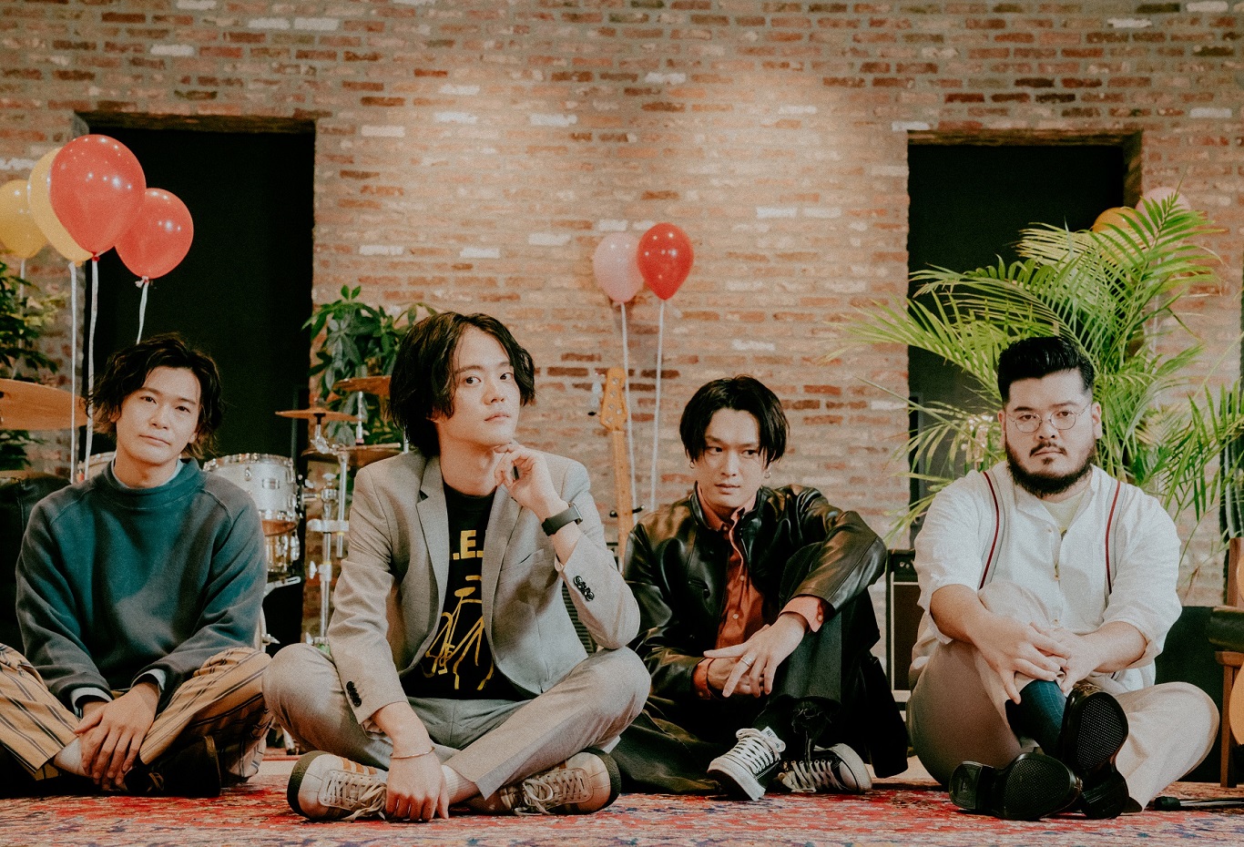 インタビュー】FIVE NEW OLDインタビュー「僕達の音楽で少しでも