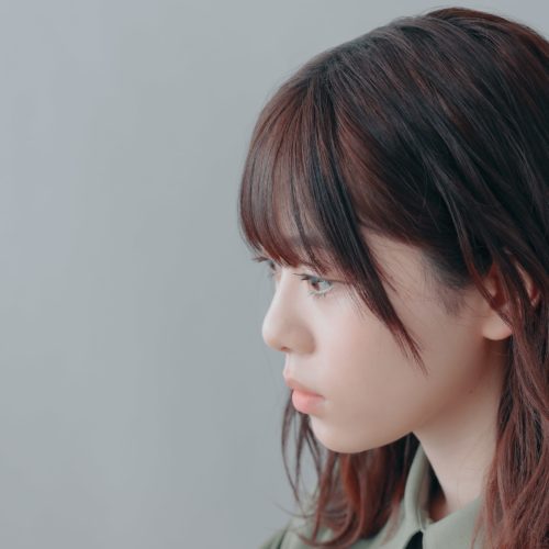 ヴィヴィ (Vo.八木海莉)がレコチョク新人ランキングで1位を獲得！歌唱を務めた八木海莉の素顔と歌に込めた彼女の想いとは