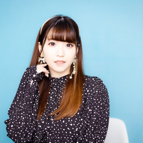 アニソンシンガー・亜咲花がデジタルシングル「燈火」をリリース!レコーディング時のエピソード、さらに彼女の意外な一面も公開!? 【撮りおろしあり】