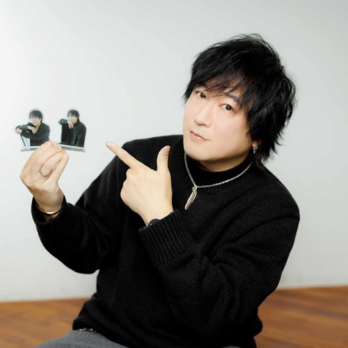 椎名慶治、12年の時を経てアルバム『RABBIT-MANⅡ』をリリース!記念アクリルスタンドを販売!「ぜひ、いろんなところに連れてっていただけると嬉しいです」